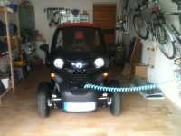 <p><br mce_bogus="1"></p><p>
...darf er daheim an die Steckdose</p>